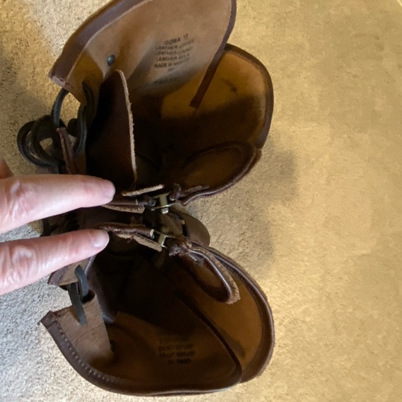 Freebird Women's Cora Brown Leather Boots - Picture 10 of 15